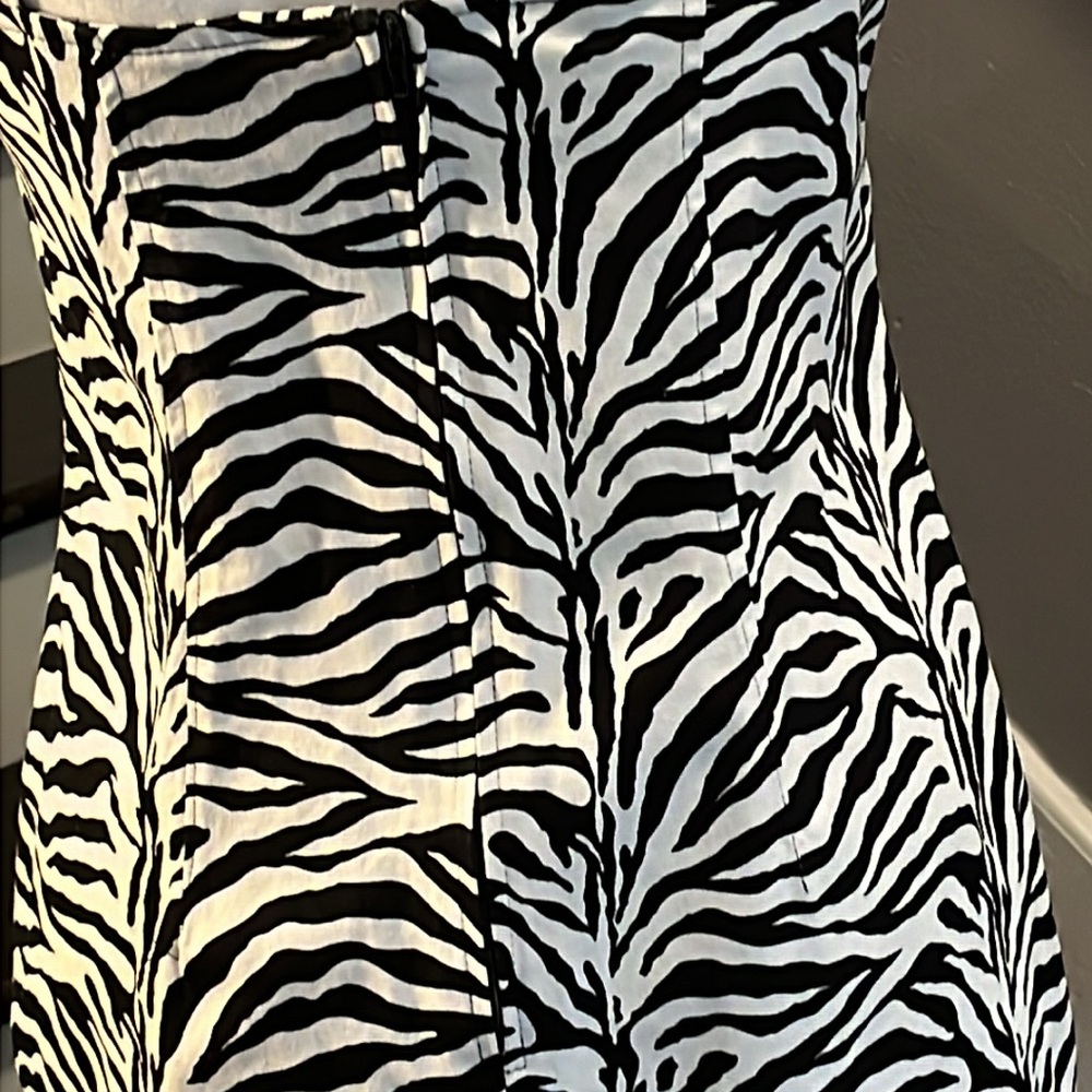 California Concepts Zebra print sleeveless dress. Sz 12 Great for Summer - Picture 8 of 16